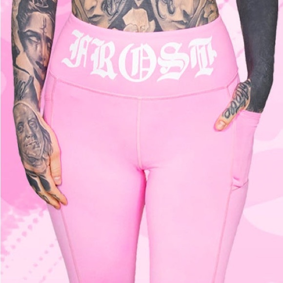 Frostwear Highwaist Pocket Shorts - XL - 2 Colours avail - Picture 7 of 7